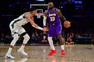 老詹回热火？记者：迈阿密生活质量高&无州税 打造最令人畏惧锋线